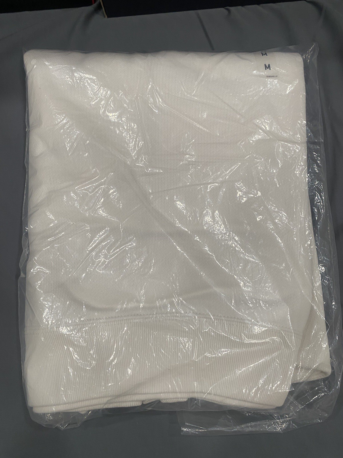 KAWS + WARHOL x UNIQLO WHITE LONGSLEEVE SWEATER M NIB gallery
