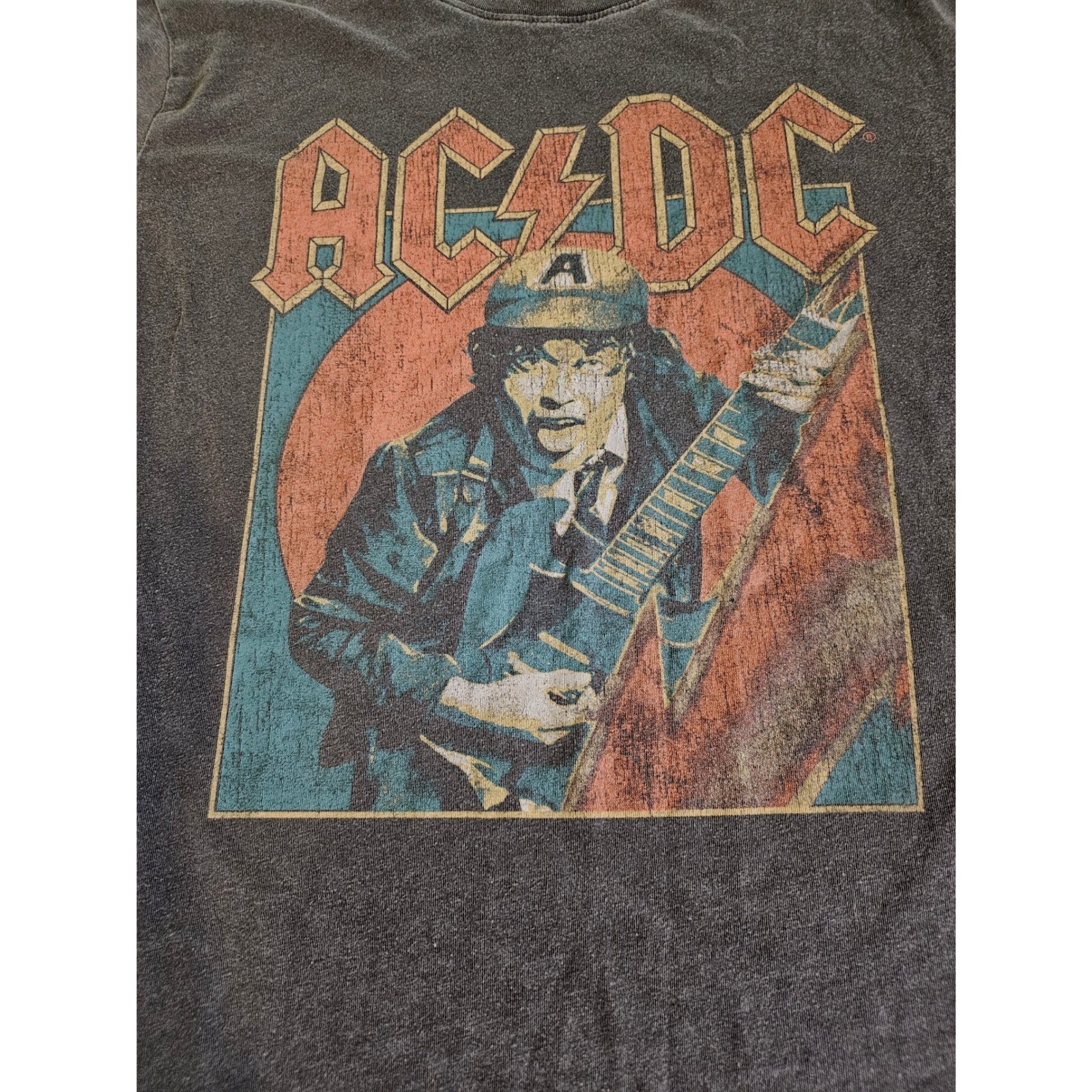 AC/DC Graphic T-Shirt Mens Large Gray High Voltage 1976 European Tour Band Tee gallery
