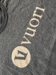 Vuori Men’s Short Sleeve Large Gray T-Shirt Sports Running Travel Classic Top