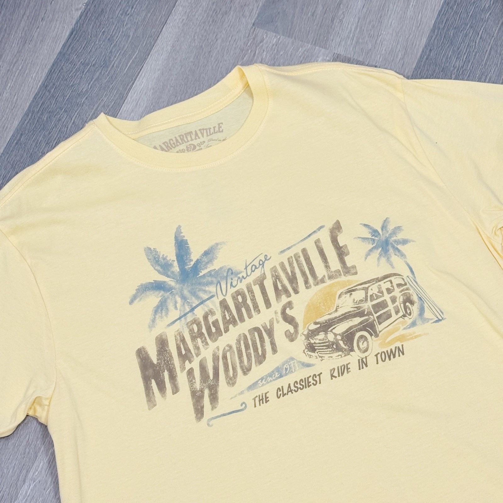 Margaritaville Tee Shirt Men’s Large Pale Yellow Tropical Woody Wagon Cotton gallery