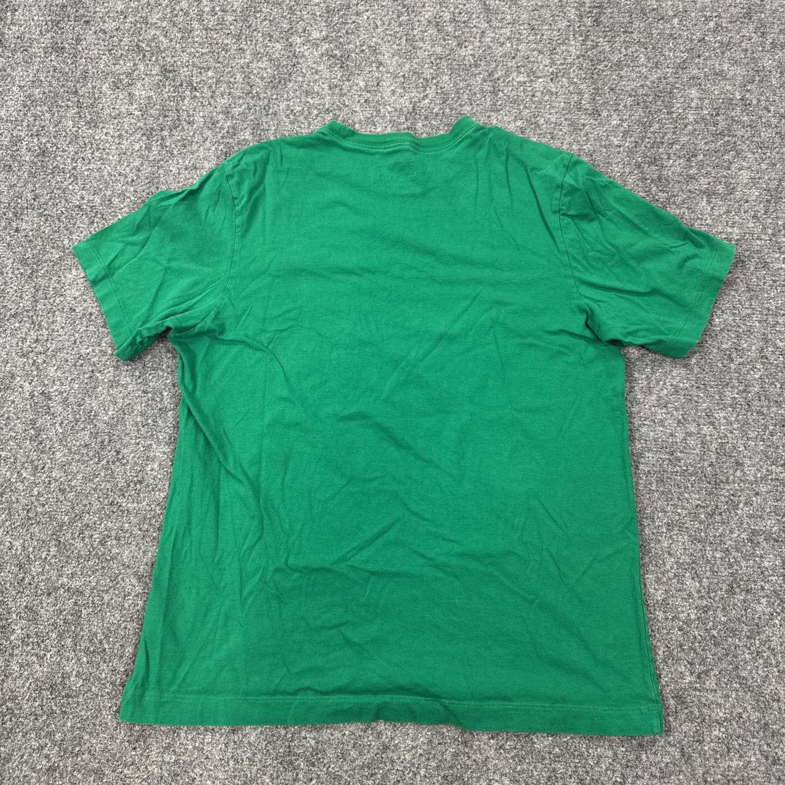 Nike Shirt Mens Medium Green Small Swoosh Logo The Nike Tee Tagless Casual gallery