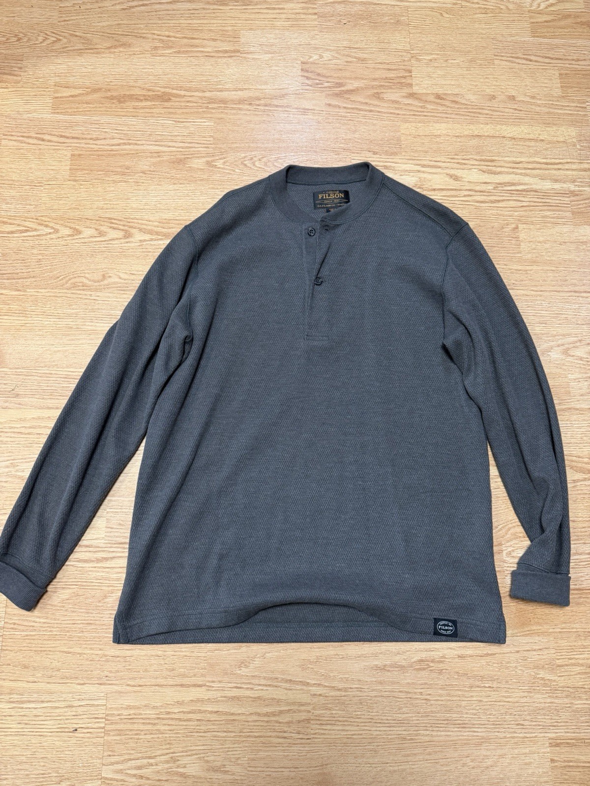 Men’s Filson Waffle Knit Thermal Henley Grey Size Medium gallery