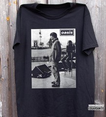 Oasis – Liam Gallagher Smoking Heavy Cotton Black Unisex T-shirt Size S-5XL
