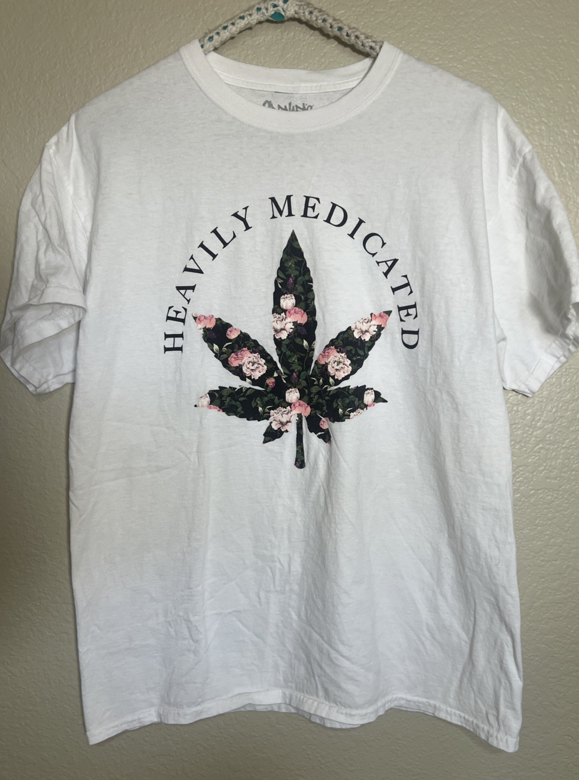 Spencer's Men Shirt Large White Heavenly Medicated Marijuana Leaf Short Sleeve gallery