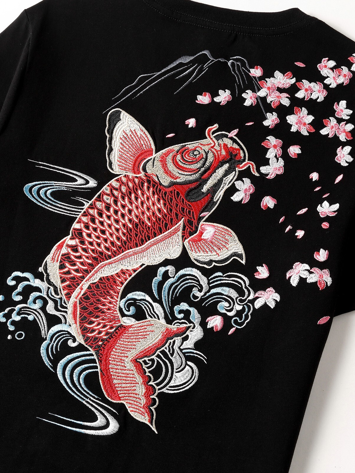 Niepce Men's Dancing Fish Embroidery Tee Japanese Streetwear T-Shirt gallery