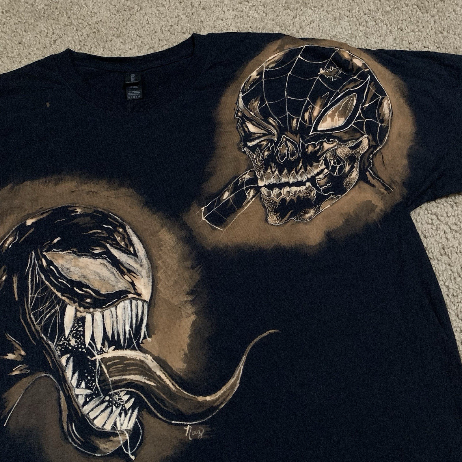 1/1 XL Spider Man Venom Custom Hand Drawn Bleach Art Black Short Sleeve Shirt gallery