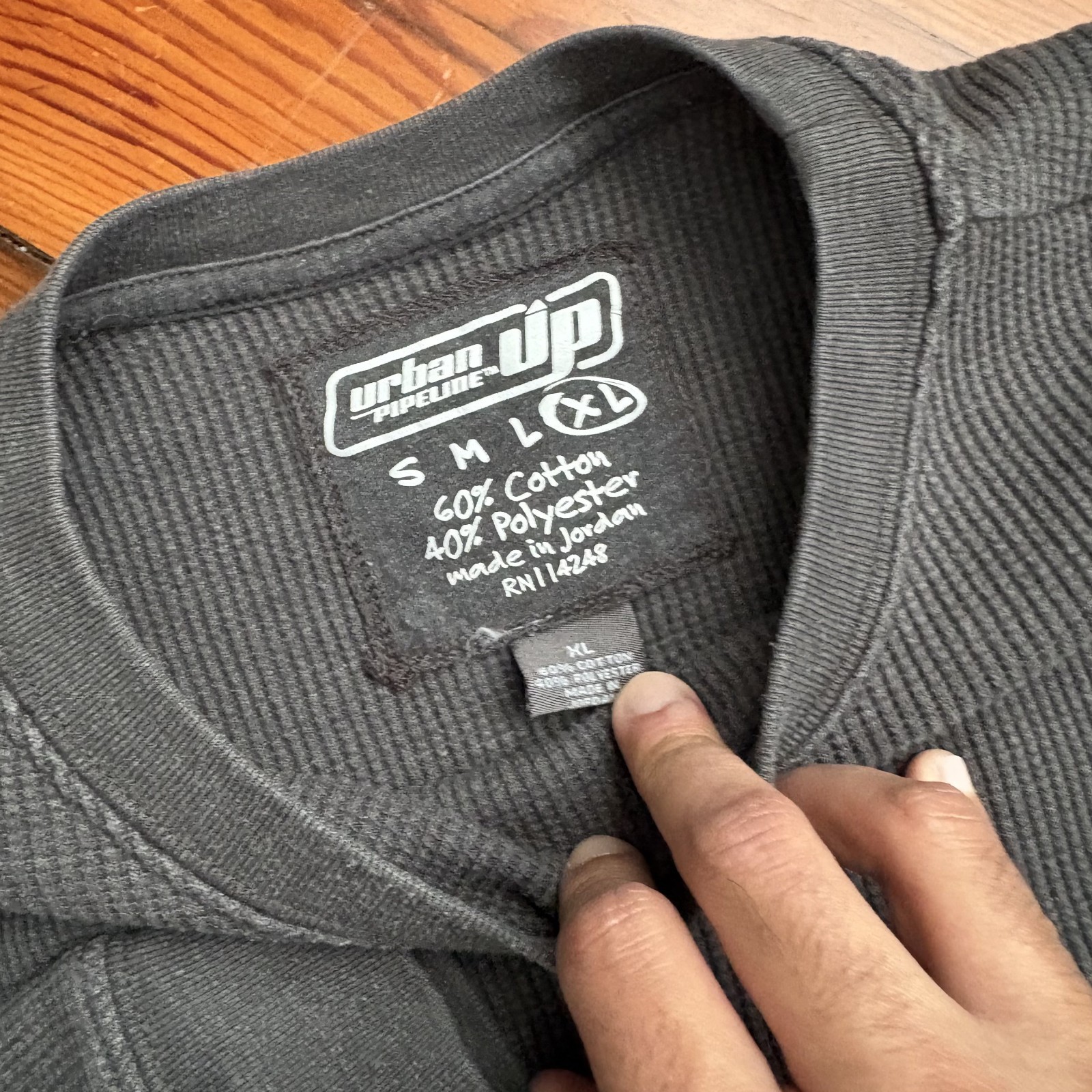 Vintage Y2K Thermal Waffle Knit Shirt Men's Size S Gray Grunge gallery