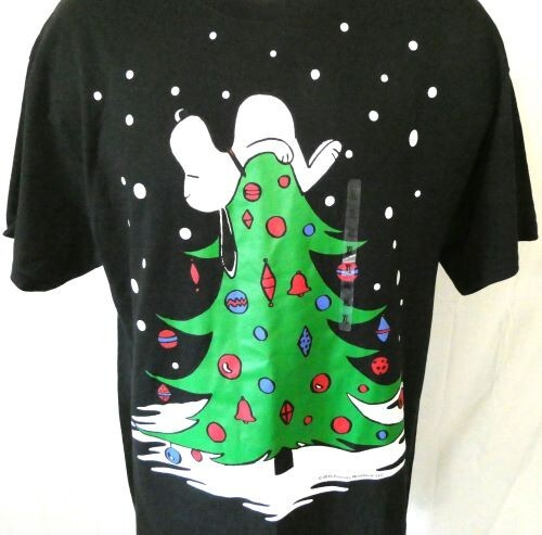 Peanuts Black XL T-Shirt Snoopy Sleeping on Christmas Tree NWT Cotton