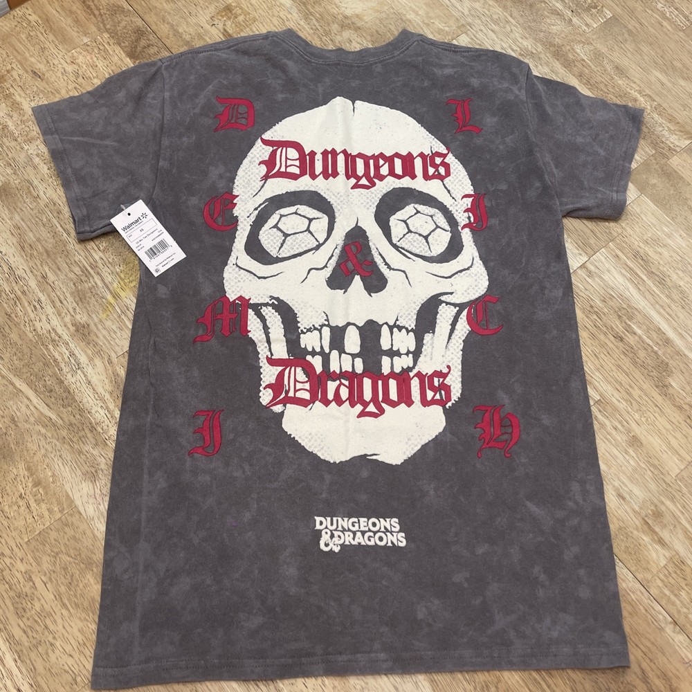 DUNGEONS & DRAGONS Logo Skull Men’s T-shirt Size XS (read) NWT FREE SHIP