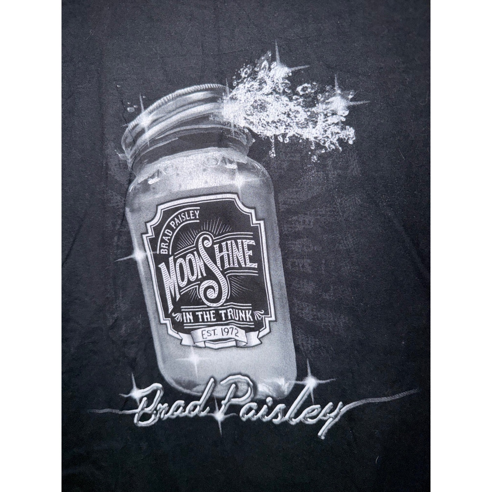Brad Paisley Moonshine in the Trunk Tour T-Shirt Mens Large Black Concert Tee gallery