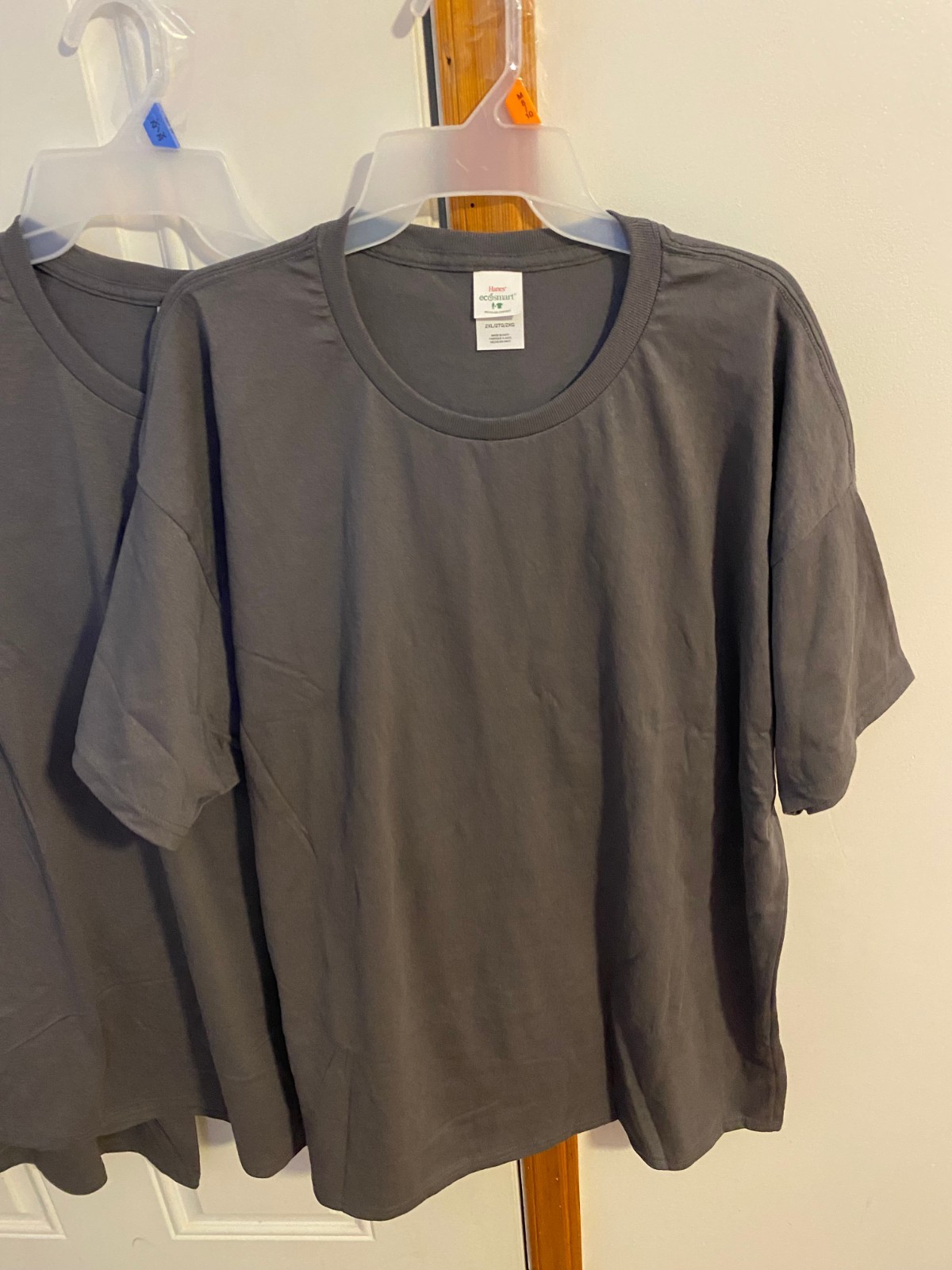 NEW WITHOUT TAGS LOT OF 6 UNISEX SIZE 2XL HANES ECOSMART GRAY T-SHIRTS gallery