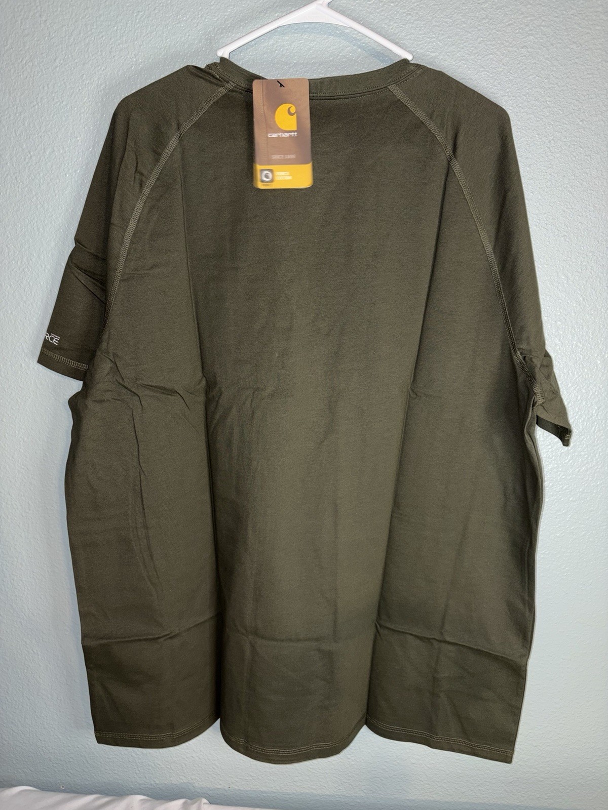 Carhartt men's Short-Sleeve Pocket relaxed force Tee in Olive crew neck size XL gallery