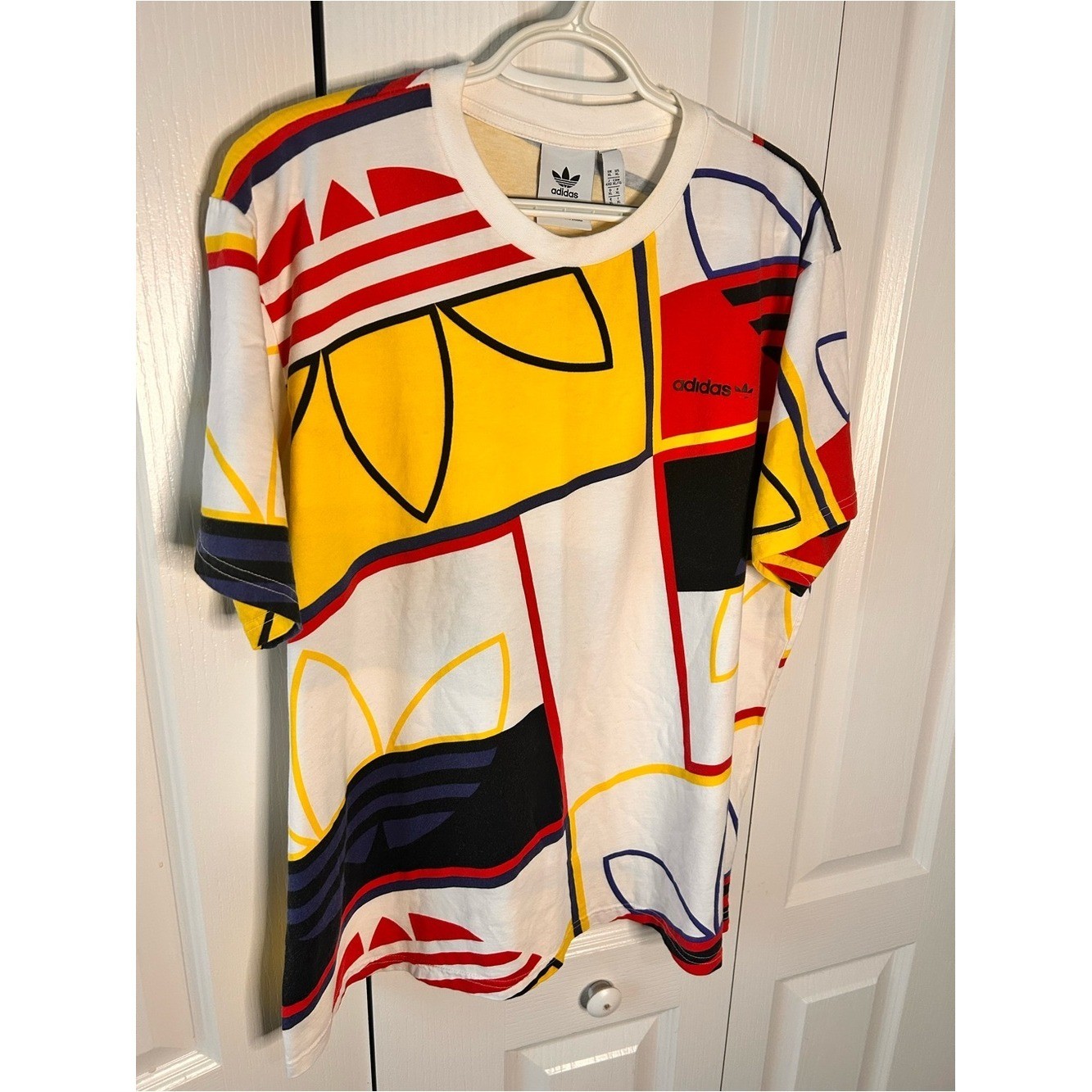 Adidas T-Shirt Men's XL Originals Logo Play Trefoil Short Sleeve Geometric gallery