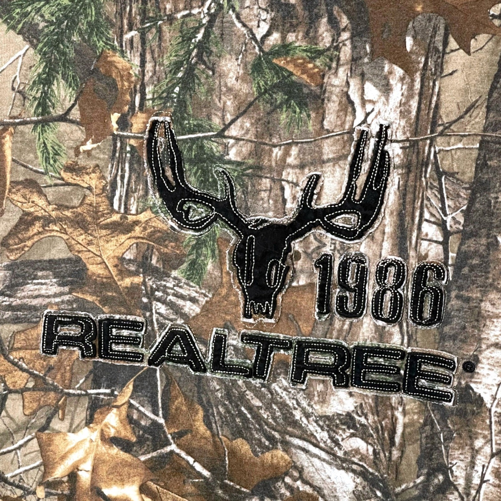Buckhorn River Mens Realtree Camo T-Shirt XL 1986 Deer Skull Graphic Brown Green gallery