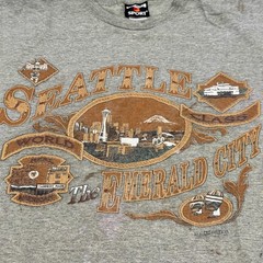 VINTAGE Seattle Shirt Mens Extra Large Emerald City Space Needle Graphic 90s