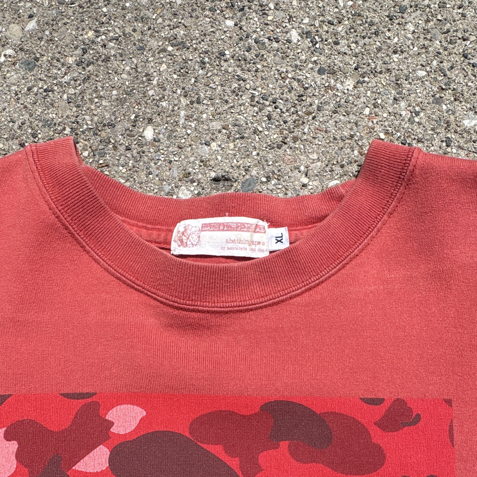 A Bathing Ape BAPE Men's Red Camo Logo Short Sleeve Crew Neck T-Shirt XL gallery