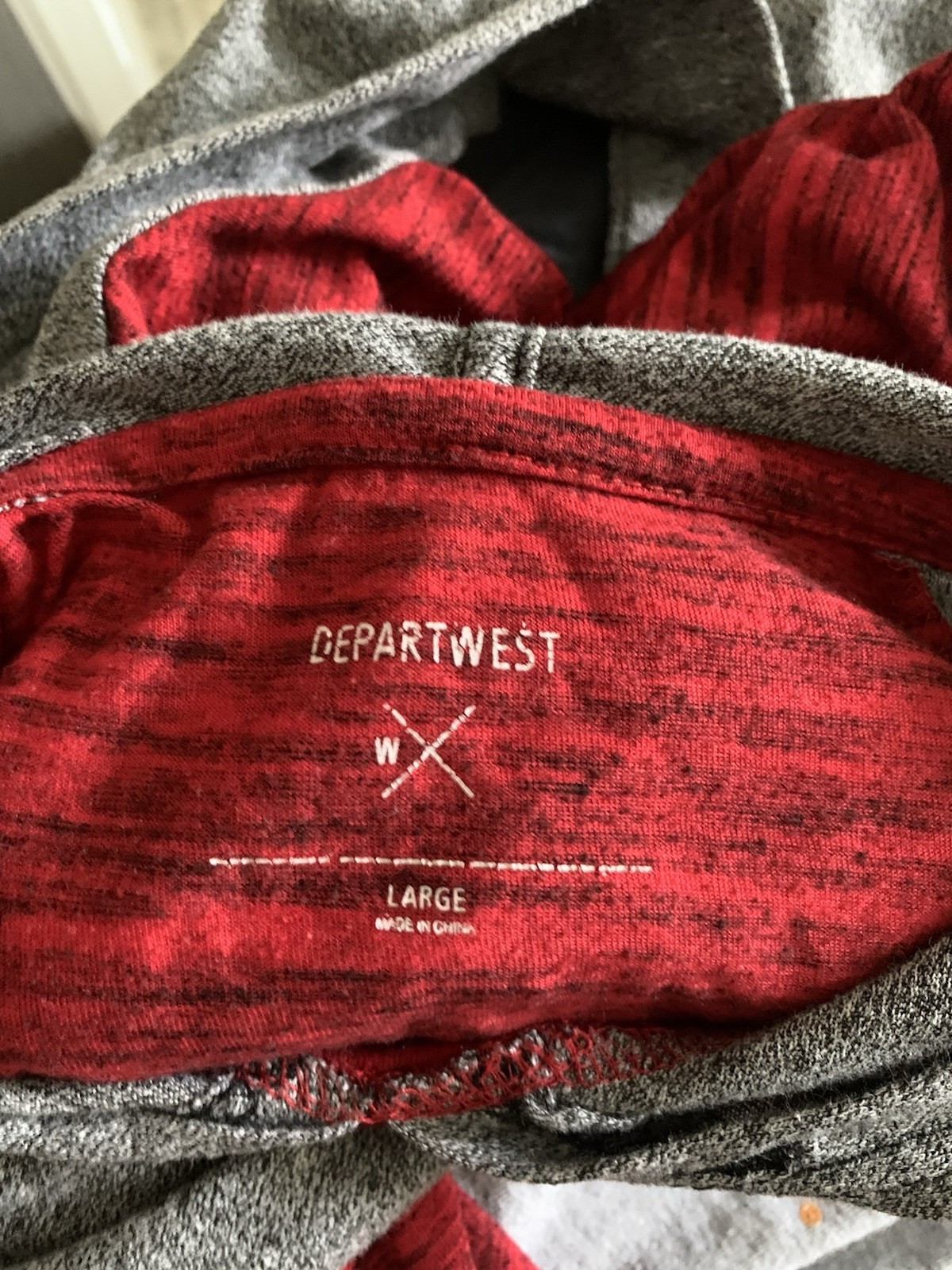 Depart West T Shirt Men's Large Red Gray Hooded Long Sleeve Pocket B33-6 gallery