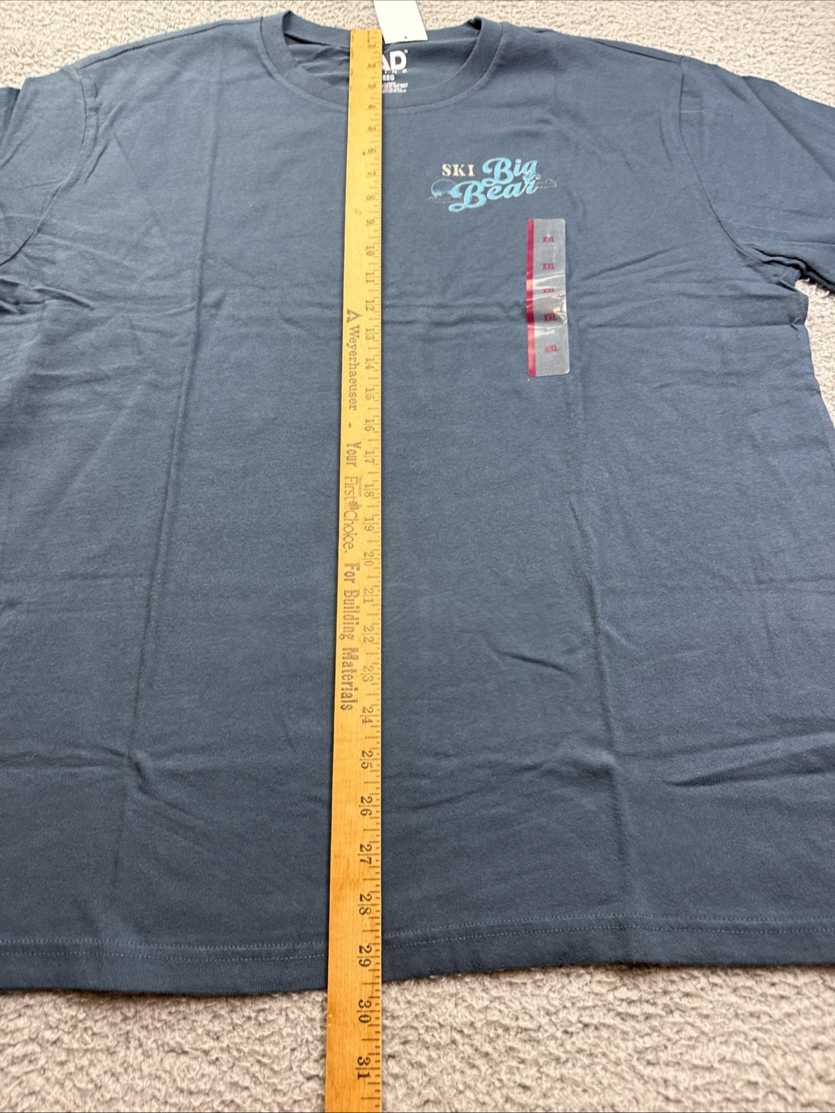 Mad Engine Ski Big Bear Shirt Mens XXL Blue Winter Wonderland Graphic Tee gallery