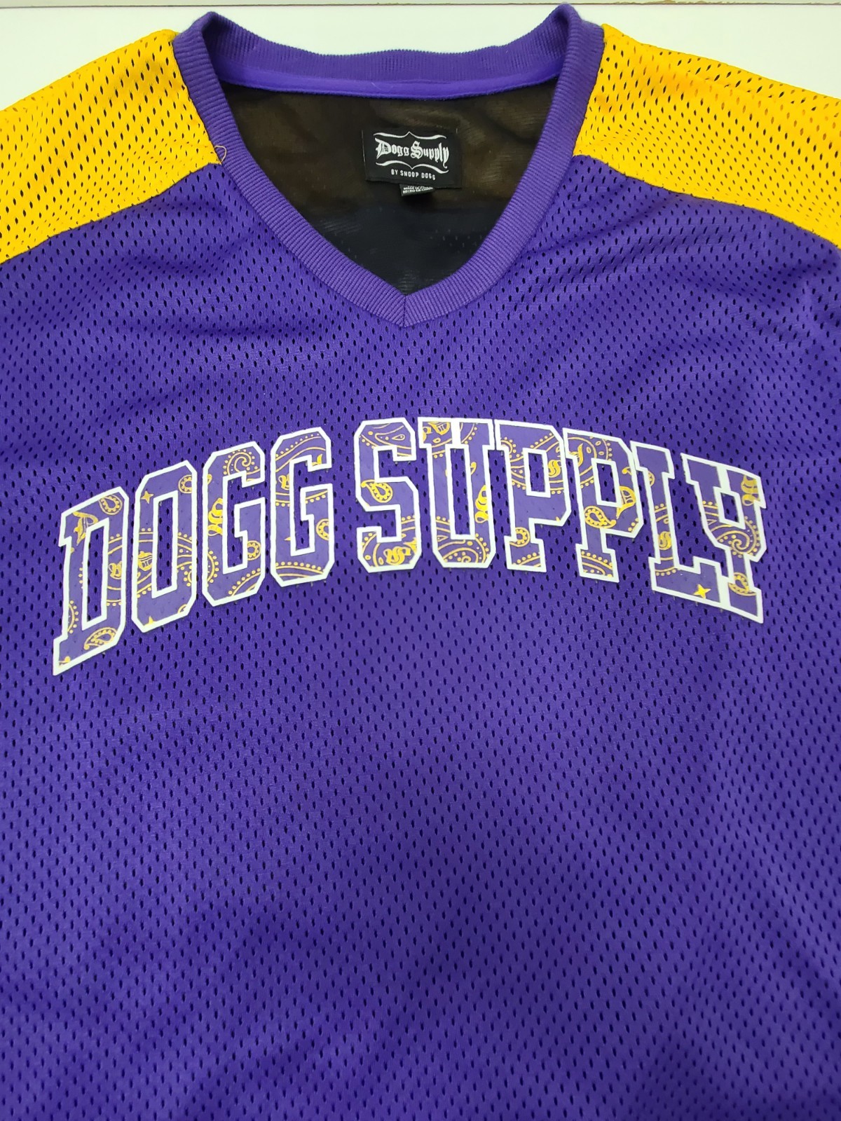 Snoop Dogg Dogg Supply Hockey Jersey Mens Medium Purple Yellow Streetwear Hiphop gallery