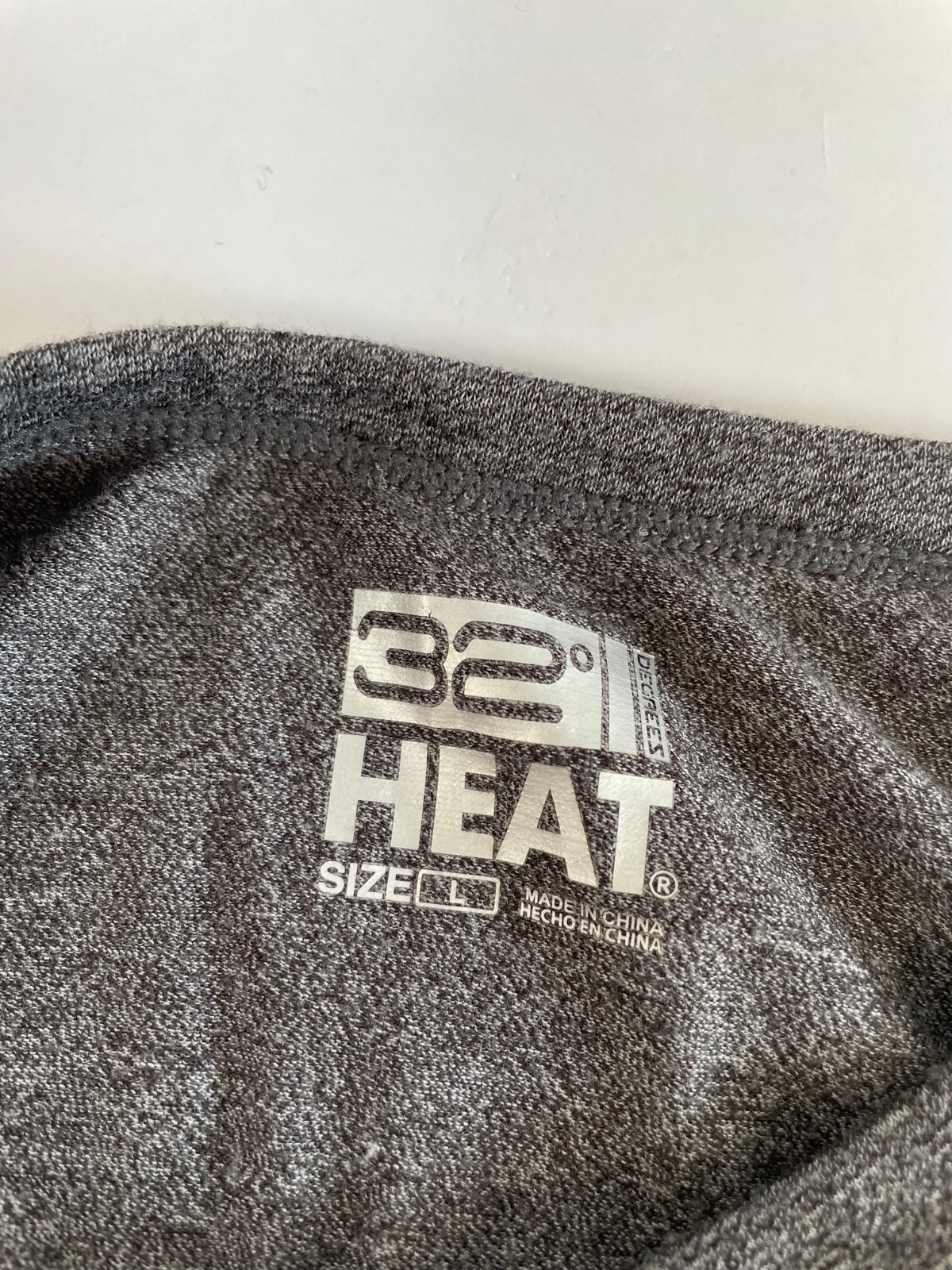 32 Degrees Heat Men’s Long Sleeve Crew Neck Shirt Gray Size L gallery