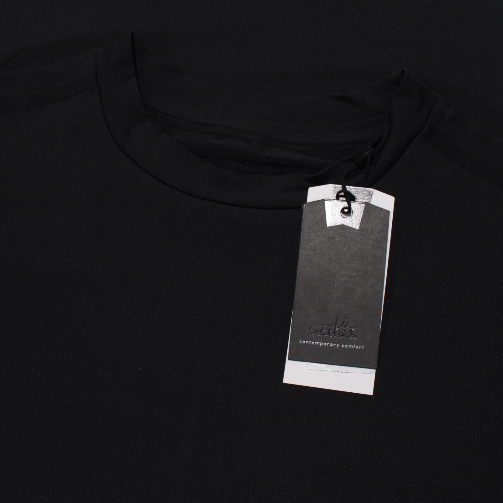 Wahts NWT Short Sleeve T-Shirt Size Medium in Solid Black Nylon Blend gallery
