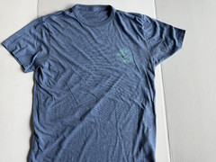 Vineyard Vines Men’s Small Blue Heathered Graphic T-Shirt Marlin Fish Short Slee