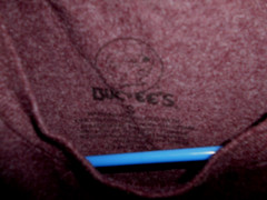 Buc-ee’s Warner Robins GA Men’s Small Reddish Brown Short Sleeve T-Shirt.