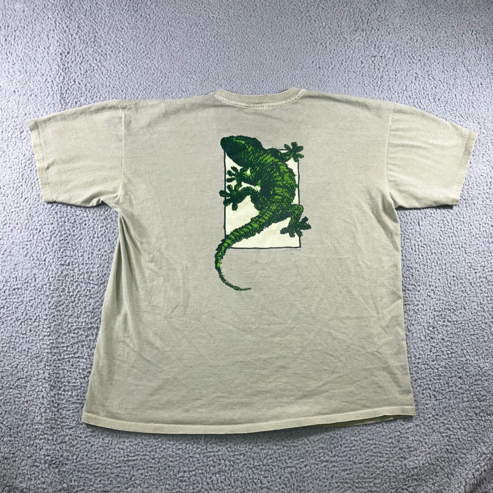 VTG Souvenir T-Shirt Men 2XL Turks Caicos Lizard Graphic Grunge Relaxed Outdoor