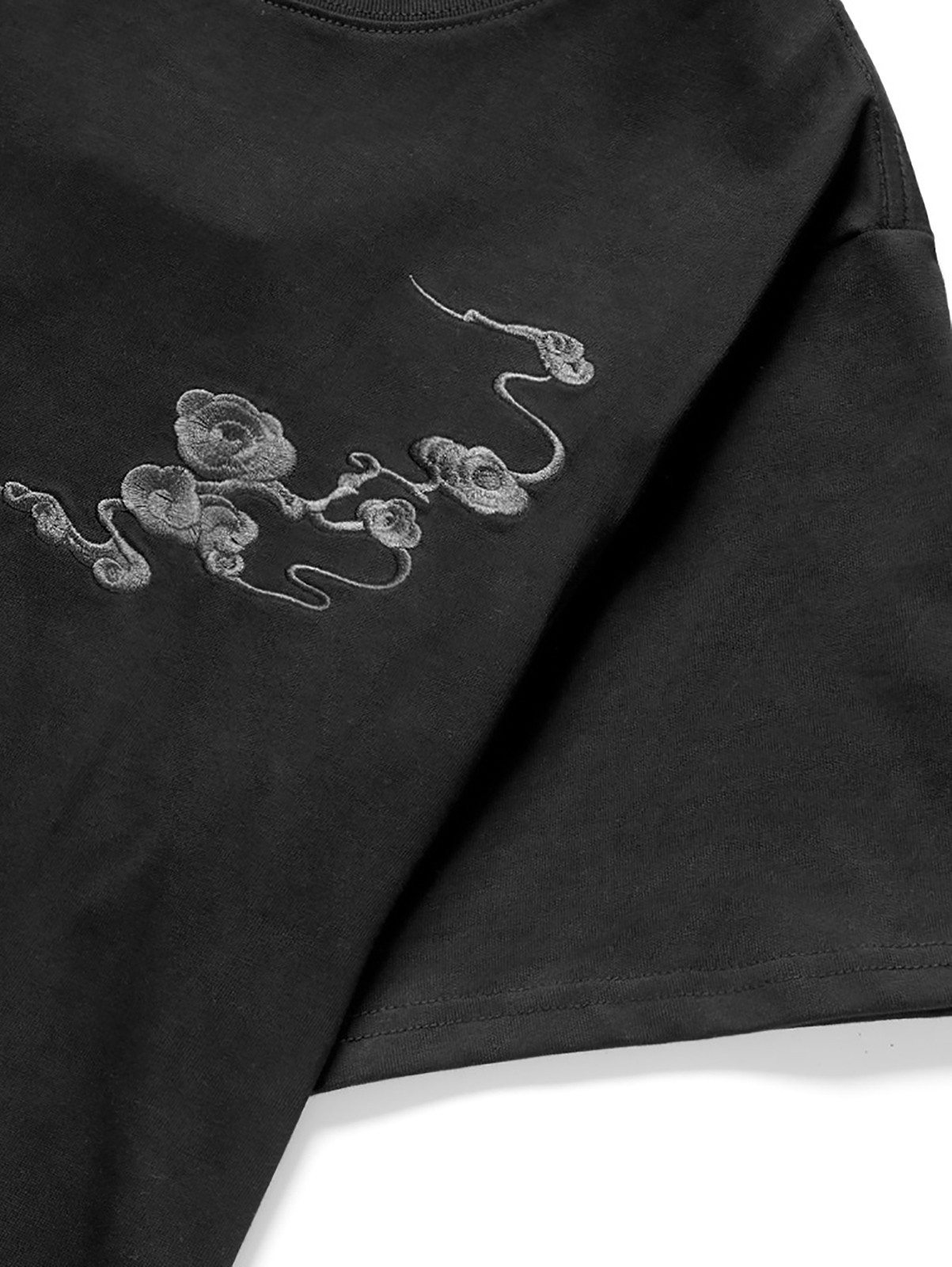 Niepce Kirin Embroidered Tee Japanese Streetwear T-Shirt for Men gallery