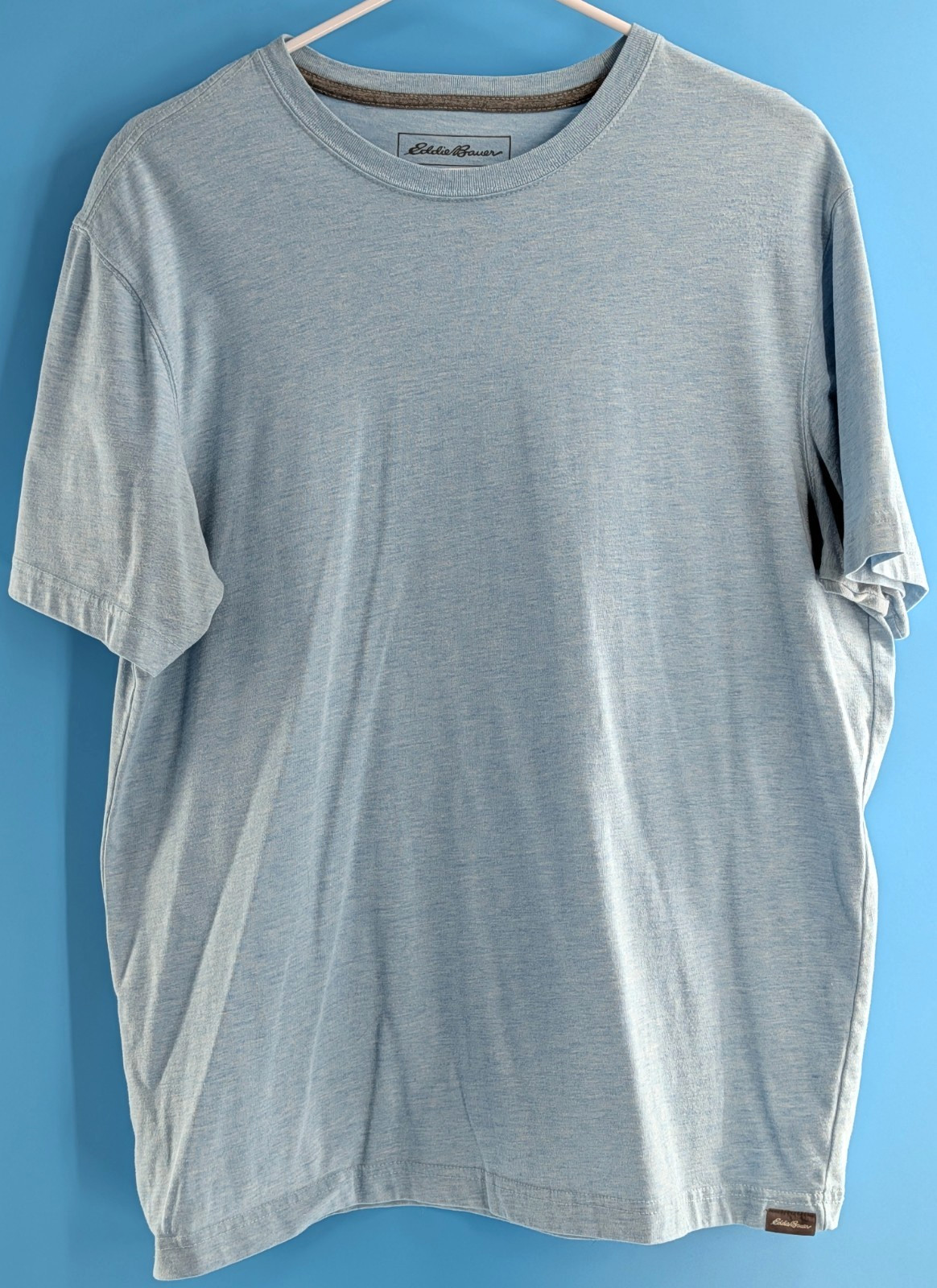 Eddie Bauer Men’s Short Slv. Legend Wash T-shirt Lt. Blue Heather Size Med. GUC