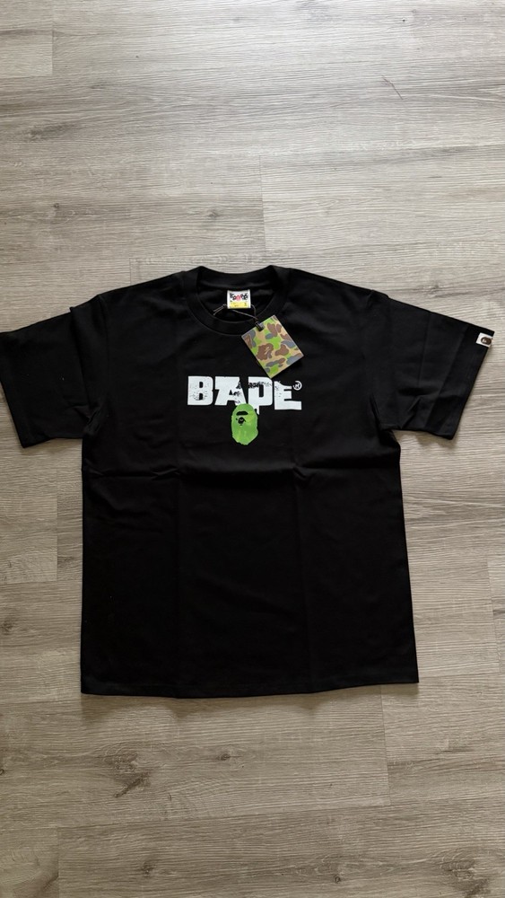 A Bathing Ape BAPE Men’s Black Graphic Logo Print Crew Neck T-Shirt Size M