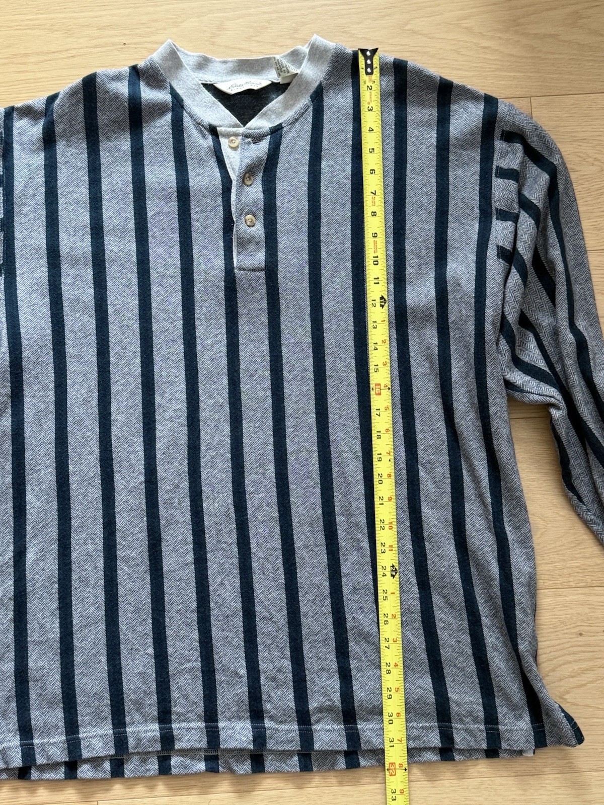 90's Eddie Bauer Herringbone Henley Long Sleeve (XL) Gray Striped Shirt Vintage gallery