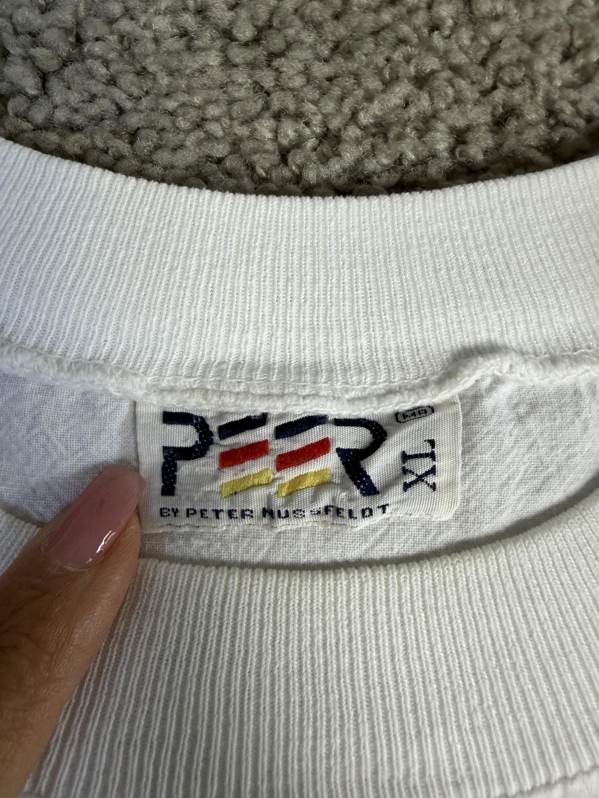 Vintage PEER By PETER MUSSFELDT Shirt Mens XL White Parrot Graphic Crew Neck gallery