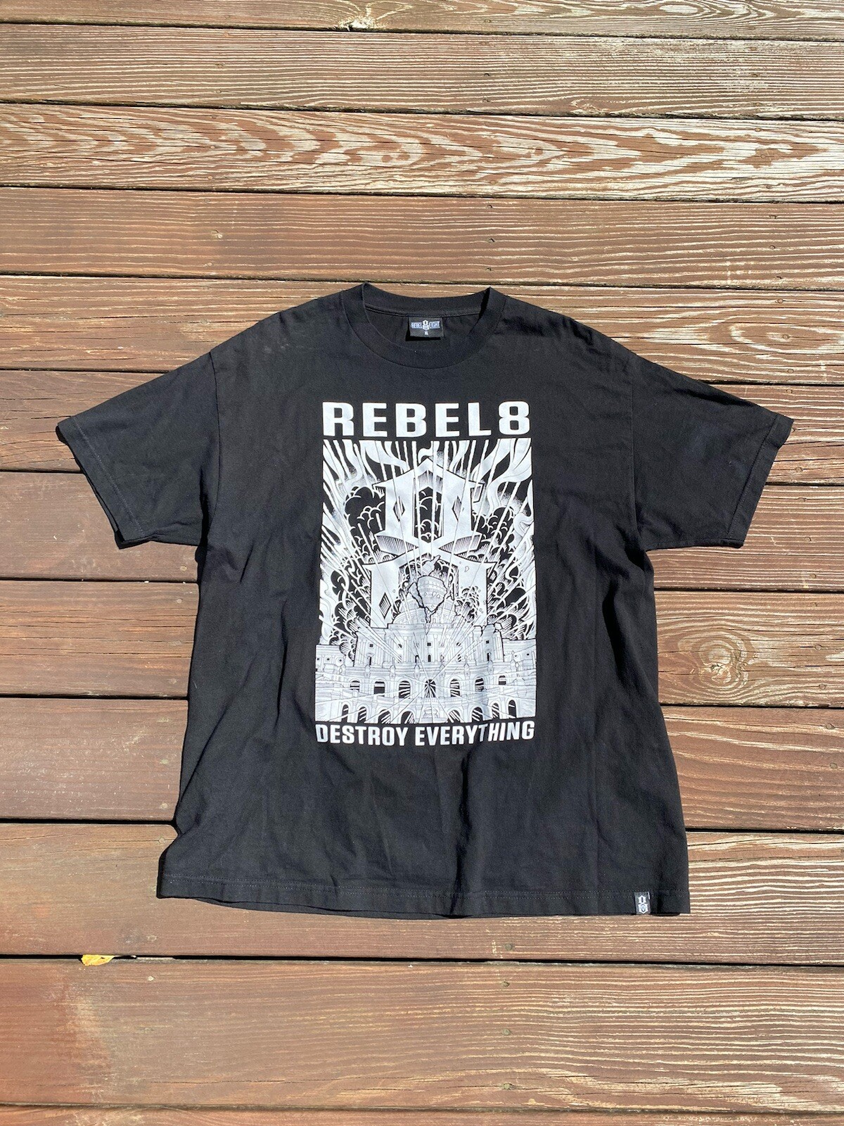 Rebel Eight Destroy Everything Skate Black Graphic T-Shirt Size XL