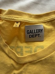 Gallery Dept. Men’s Yellow Double-Sided Graphic Logo Crew Neck T-Shirt M