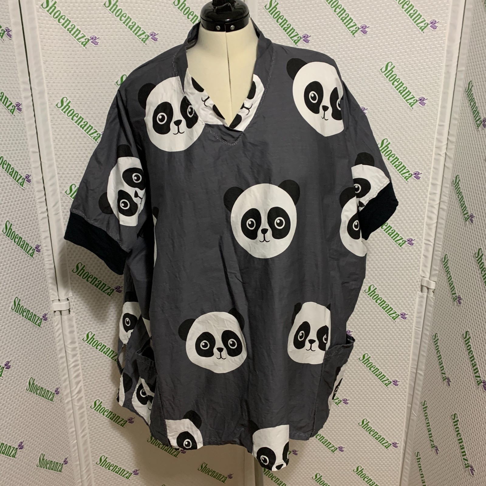 Scrub Shirt Top Panda Faces Pockets V-Neck Gray Custom Made Plus Size 8X – 9X