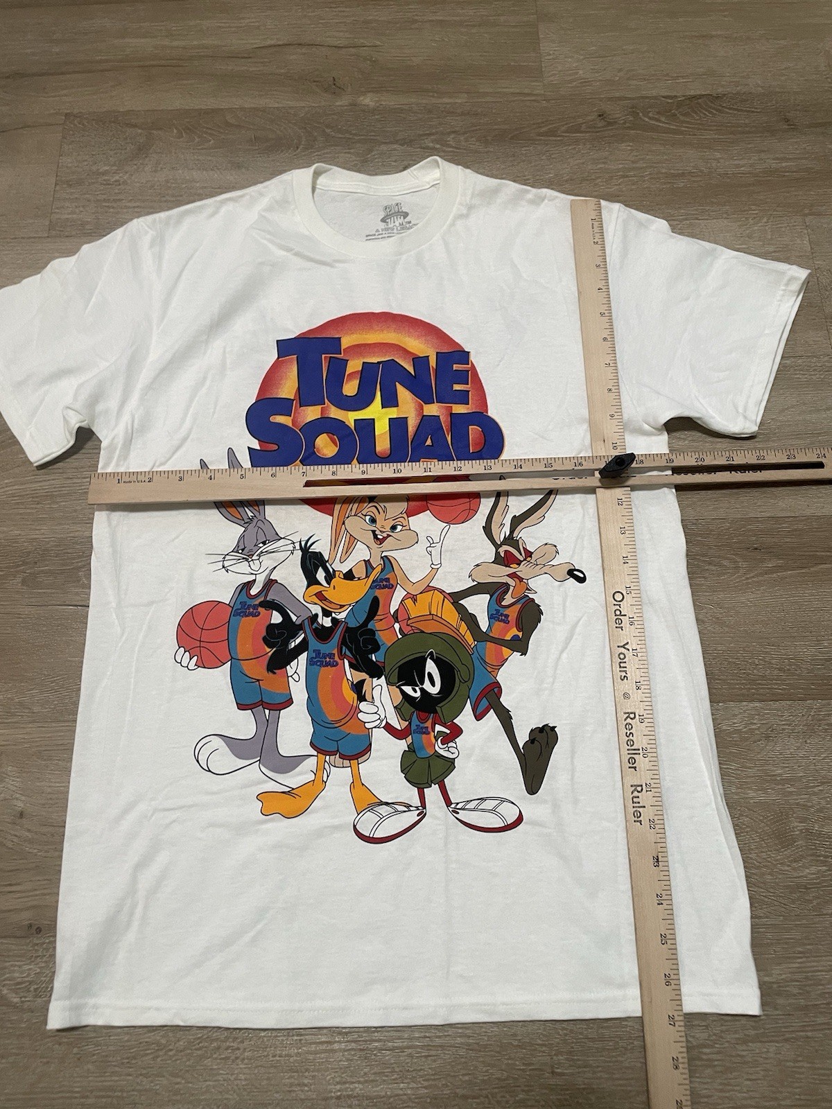 NWOT Tune Squad LeBron James Space Jam Mens Sz M White T-Shirt gallery