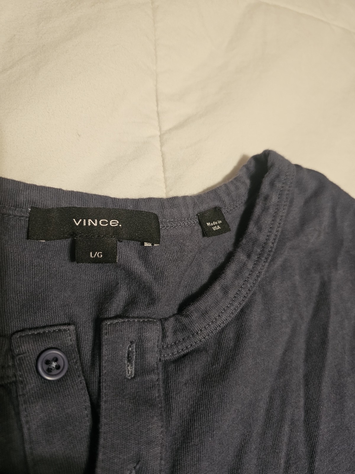 Vince Men's Henley Short Sleeve T-Shirt Size Large Black 3 Button Classic gallery