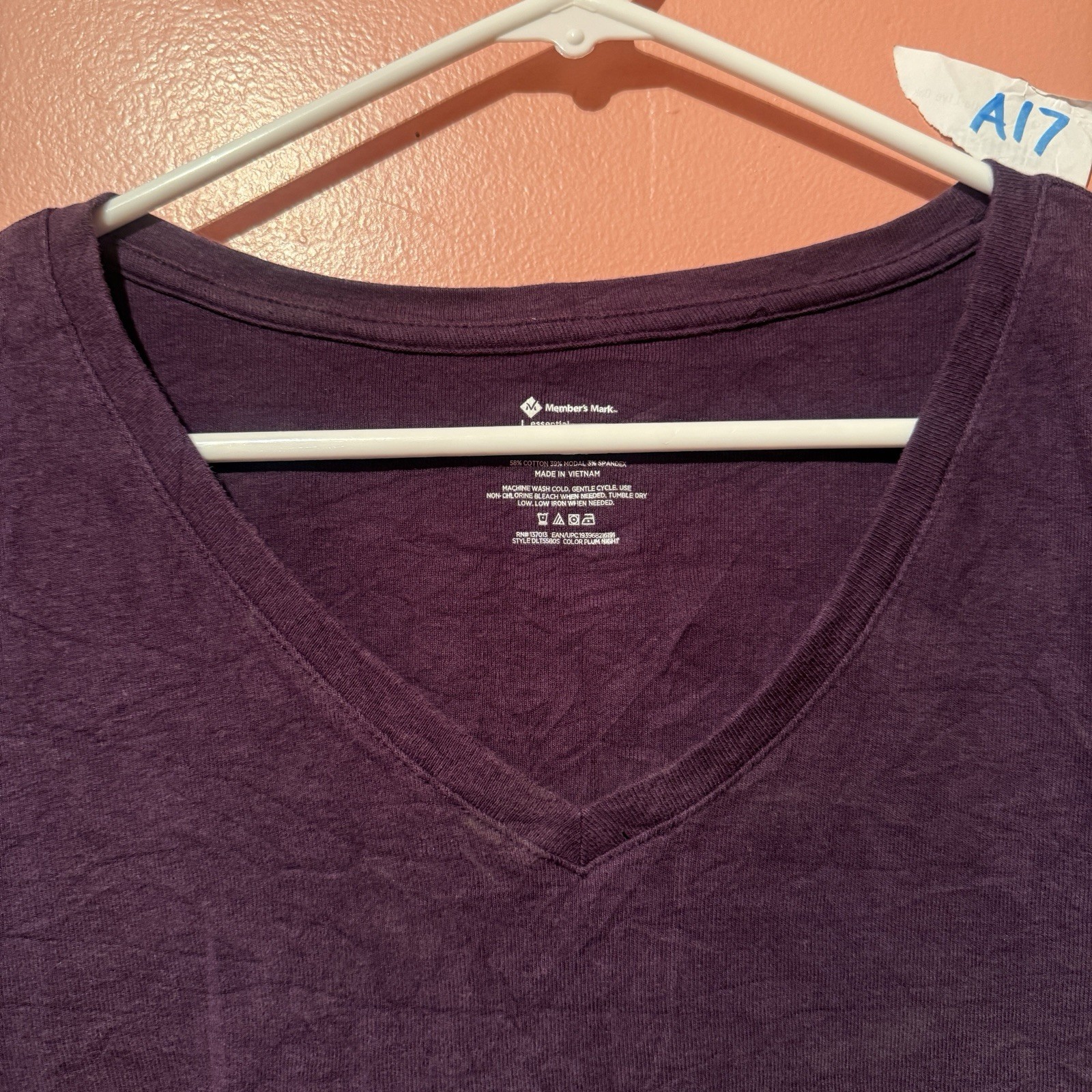 Members Mark Womens Long Sleeve TShirt XL Extra Large Purple V Neck gallery