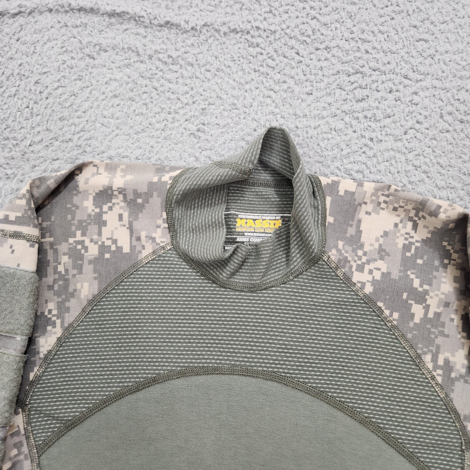 Massif Shirt Mens XS Performance Team Soldier Tactical Camo Gear Army Combat gallery