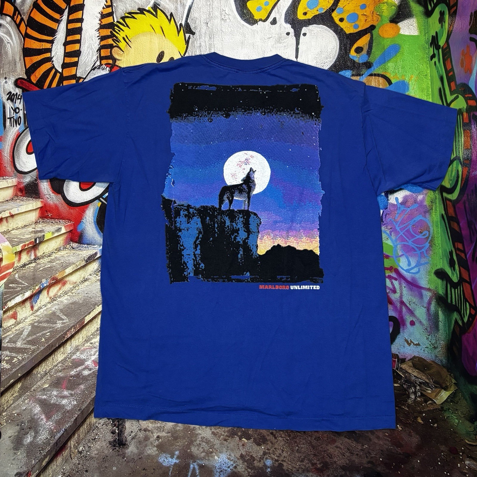 Vintage Marlboro Unlimited T Shirt XL USA Single Stitch Wolf Graphic Pocket 90s gallery
