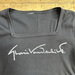 Vintage Gloria Vanderbilt Small Logo Tee Shirt Square Neck 80s Black