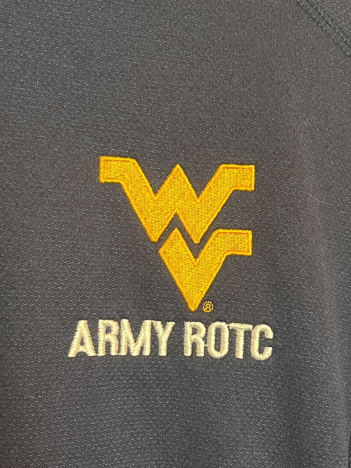 United States Army ROTC WVU WV Long sleeve Quarter Zip embroidered shirt size M gallery