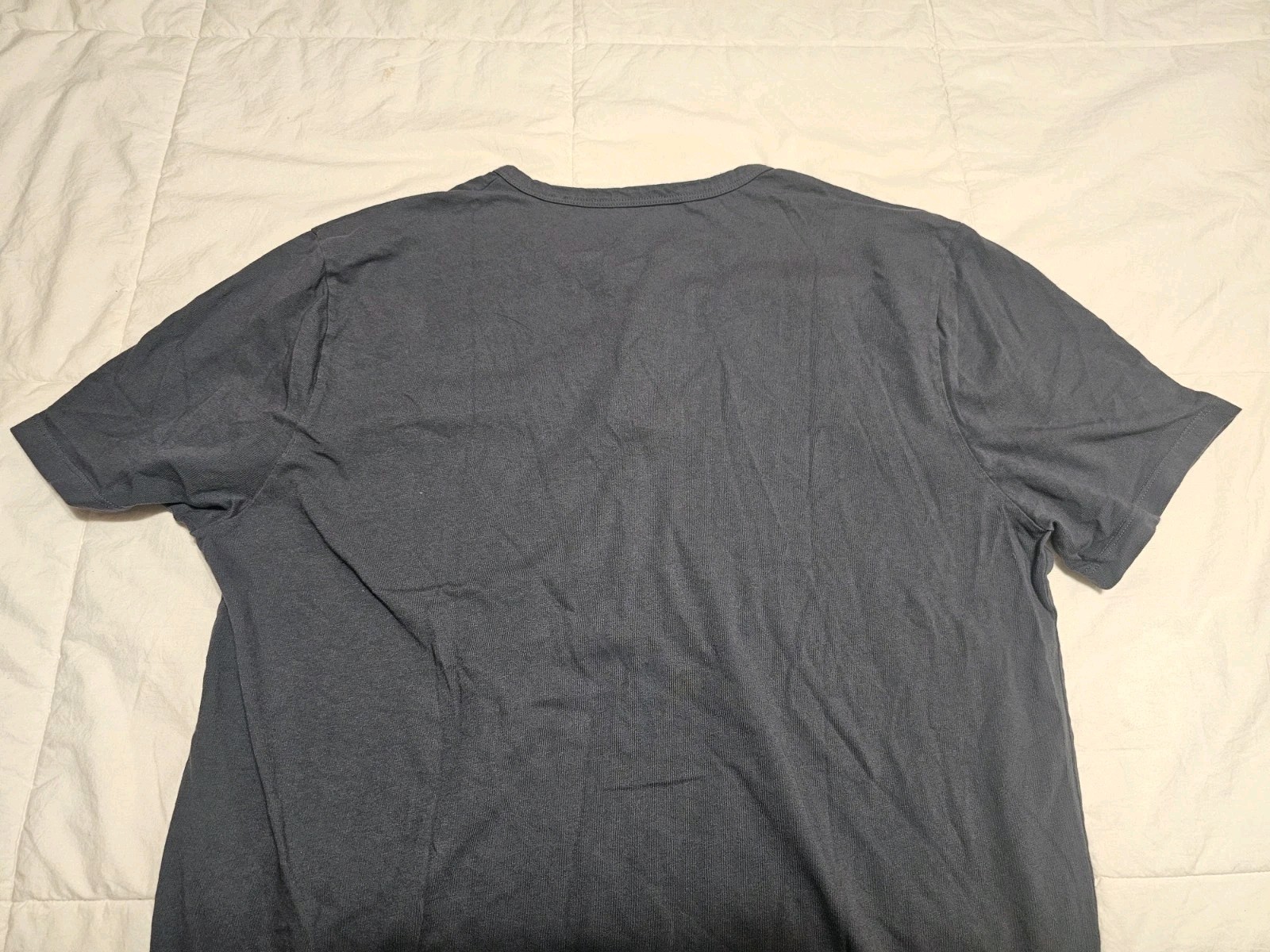 Vince Men's Henley Short Sleeve T-Shirt Size Large Black 3 Button Classic gallery