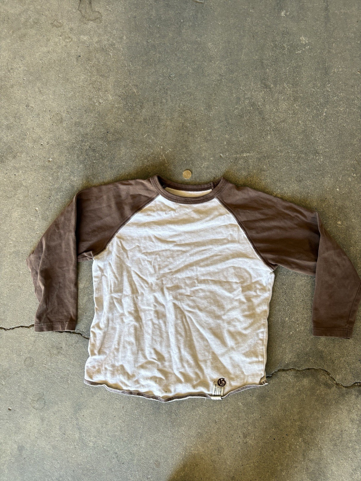 Gap Kids Long Sleeve Colorblock Raglan T-Shirt White/Brown Size M (8) gallery