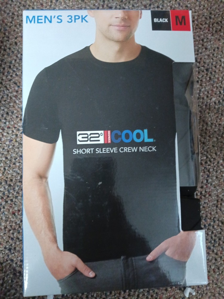 NEW 32 Degrees Cool Men’s 3 Pack Short Sleeve Crew Neck black Large M