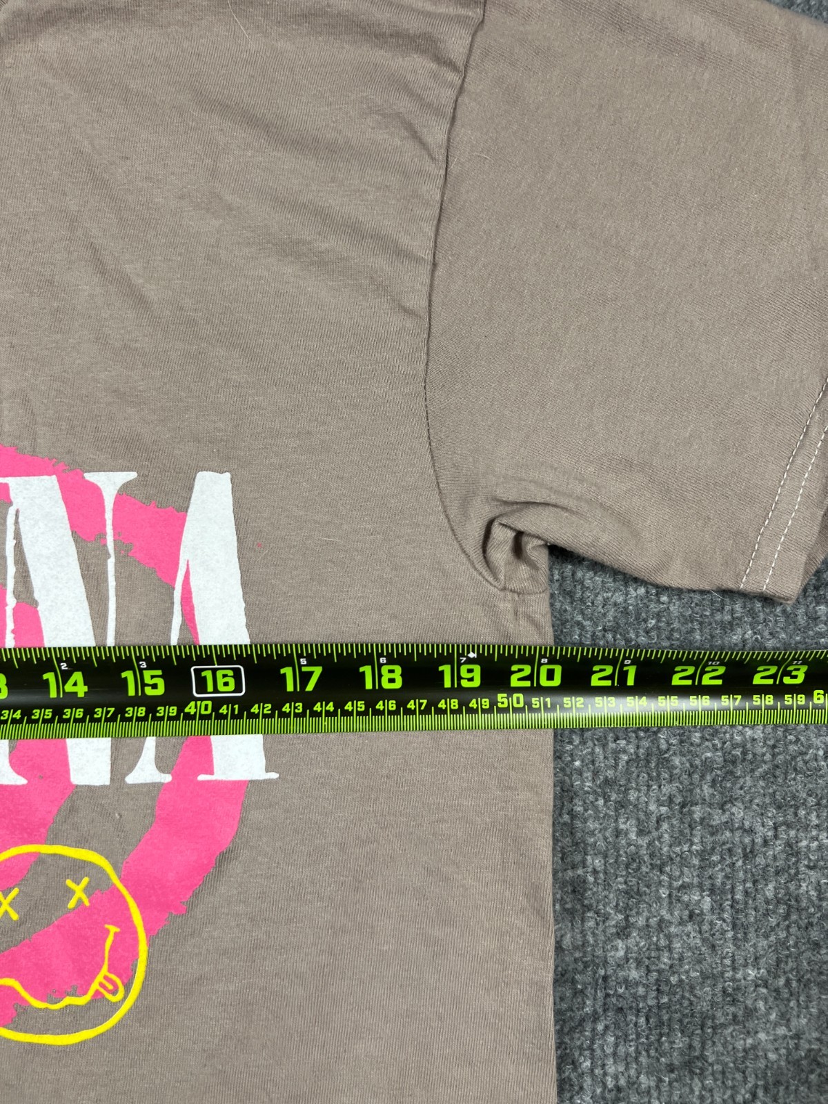 Nirvana Band T Shirt Mens Medium Beige Cotton Happy Face Graphic Everyday Wear gallery