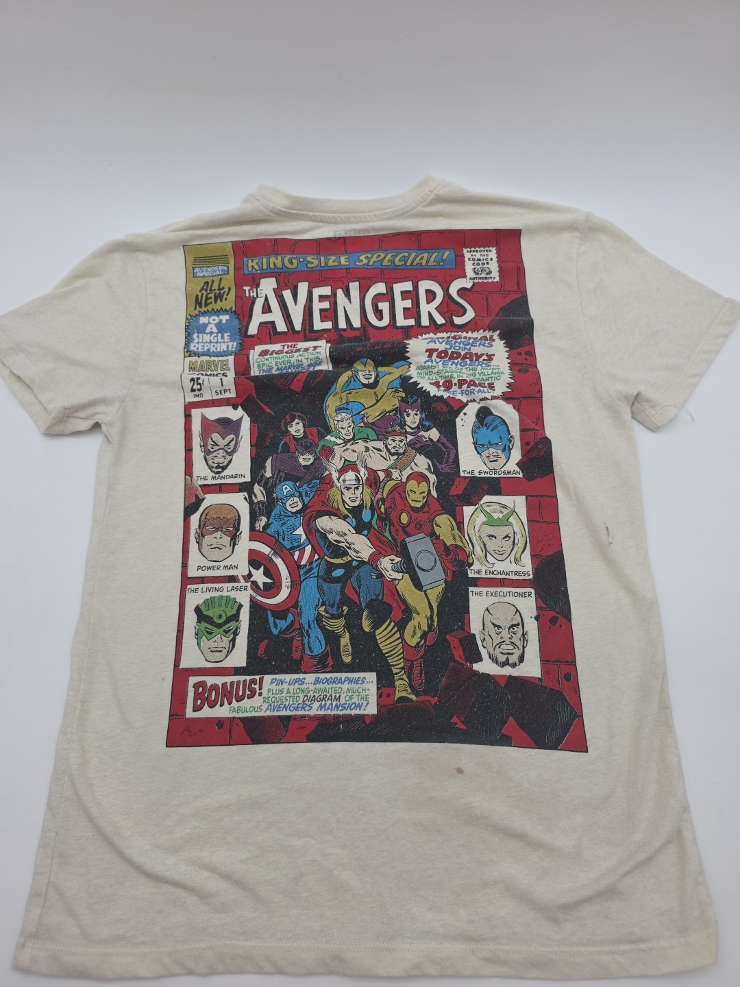 Marvel T-shirt Men Medium Beige Graphic Print Logo. #44367 gallery
