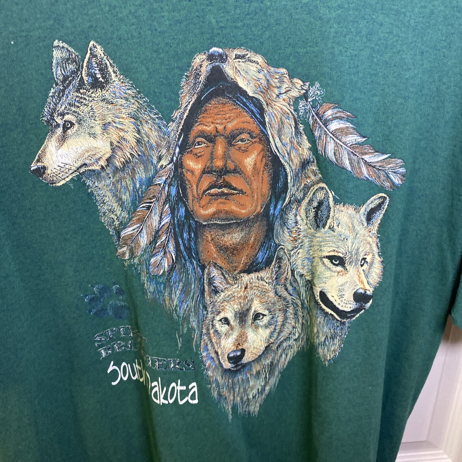 VTG TeeJays Native American Wolf Spirit Brothers Graphic T shirt Green Adult XL gallery