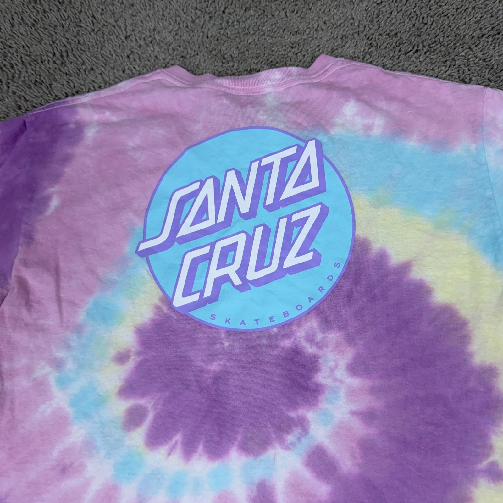 Santa Cruz Skateboards Shirt Mens M Easter Pastel Spiral Tie Dye Purple Yellow gallery